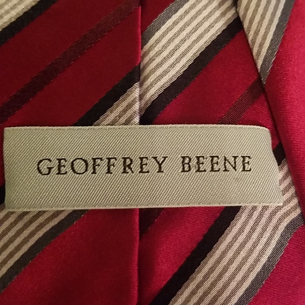 Geofrey beene 100%silk tie